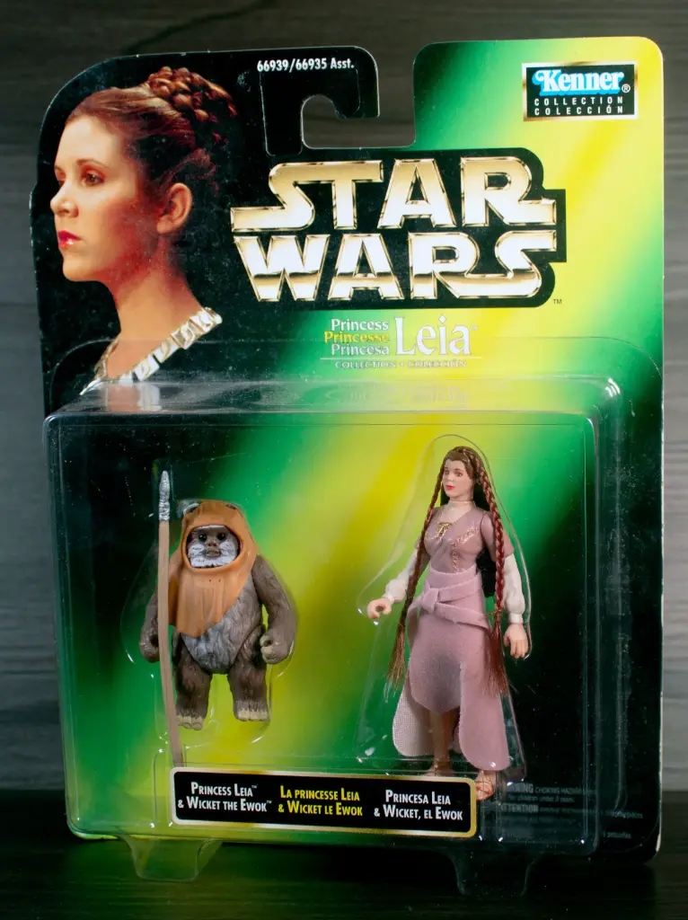 Princess Leia and Wicket 2 Pack Star Wars Power of the Force 2 (MOC)