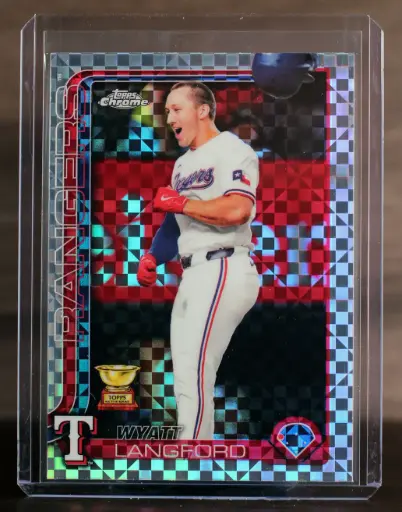 Wyatt Langford 2025 Topps Chrome X-Fractor